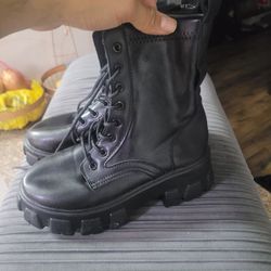 Women's Boots
