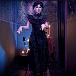 Halloween Addams Family 5ft Wednesday Rave N Dance Animatronic.