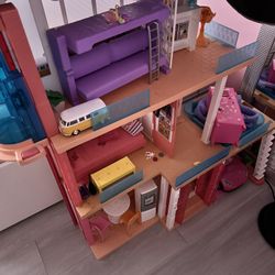 Barbie House
