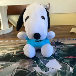 Snoopy Plushie Suction Cup Hanger