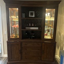 Lighted Dining Buffet / Hutch