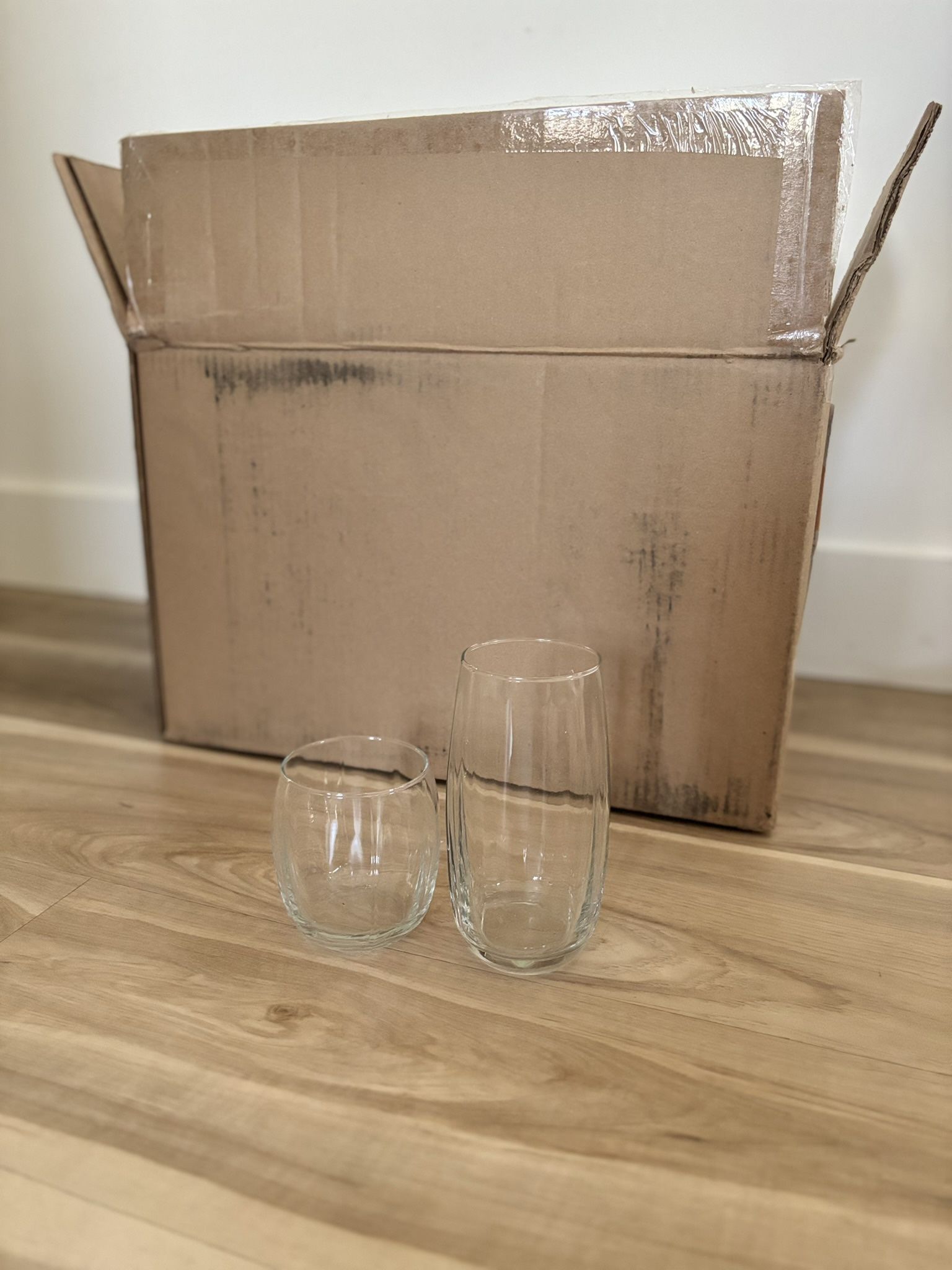 Brand New Glass Cup Set