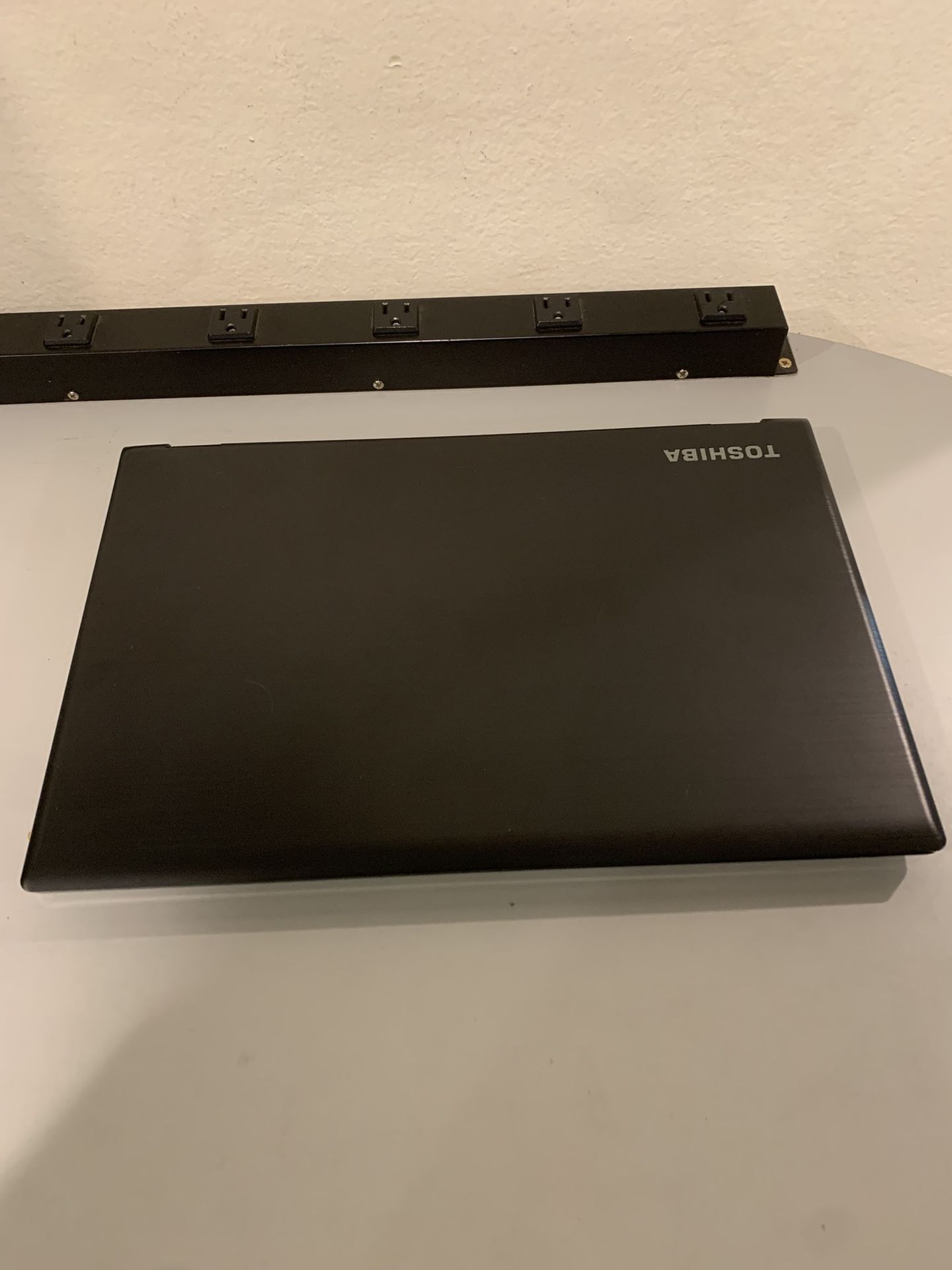 Toshiba i7 7th Gen with 500 GB SSD, Bluetooth, 16GB Ram and Windows 11