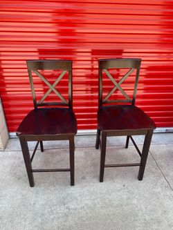Set of 2 Dark Wood Counter Stools – Solid Wood