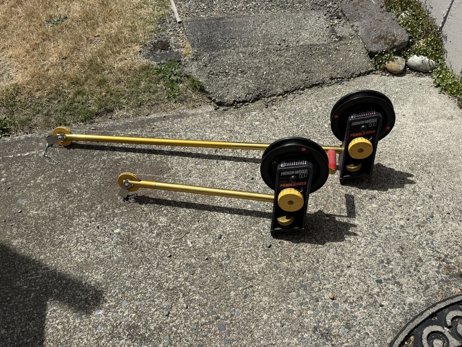 2 Penn Fishing Fathom Master 600 Down riggers