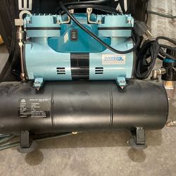 Air brush compressor
