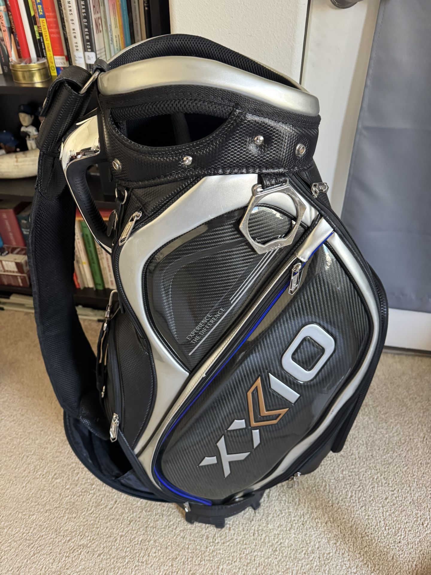 XXIO Tour Bag