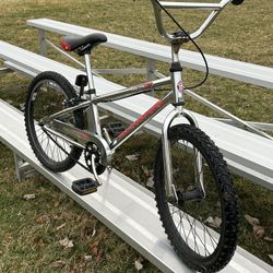 Schwinn Aerostar Bmx Bike