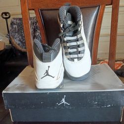 Jordans Size8