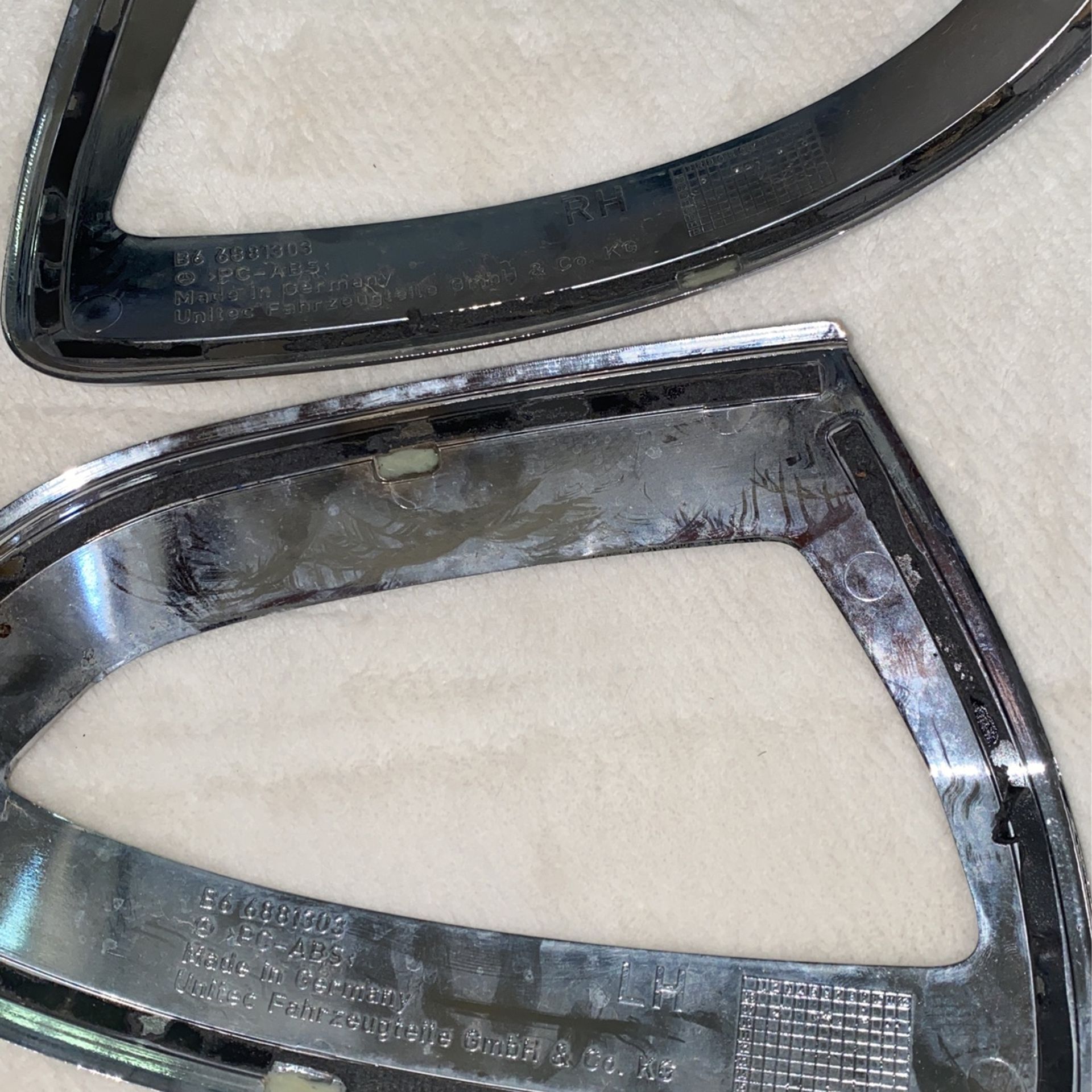Mercedes OEM High-Sheen Chrome Exterior Mirror Cover B6 (contact info removed)