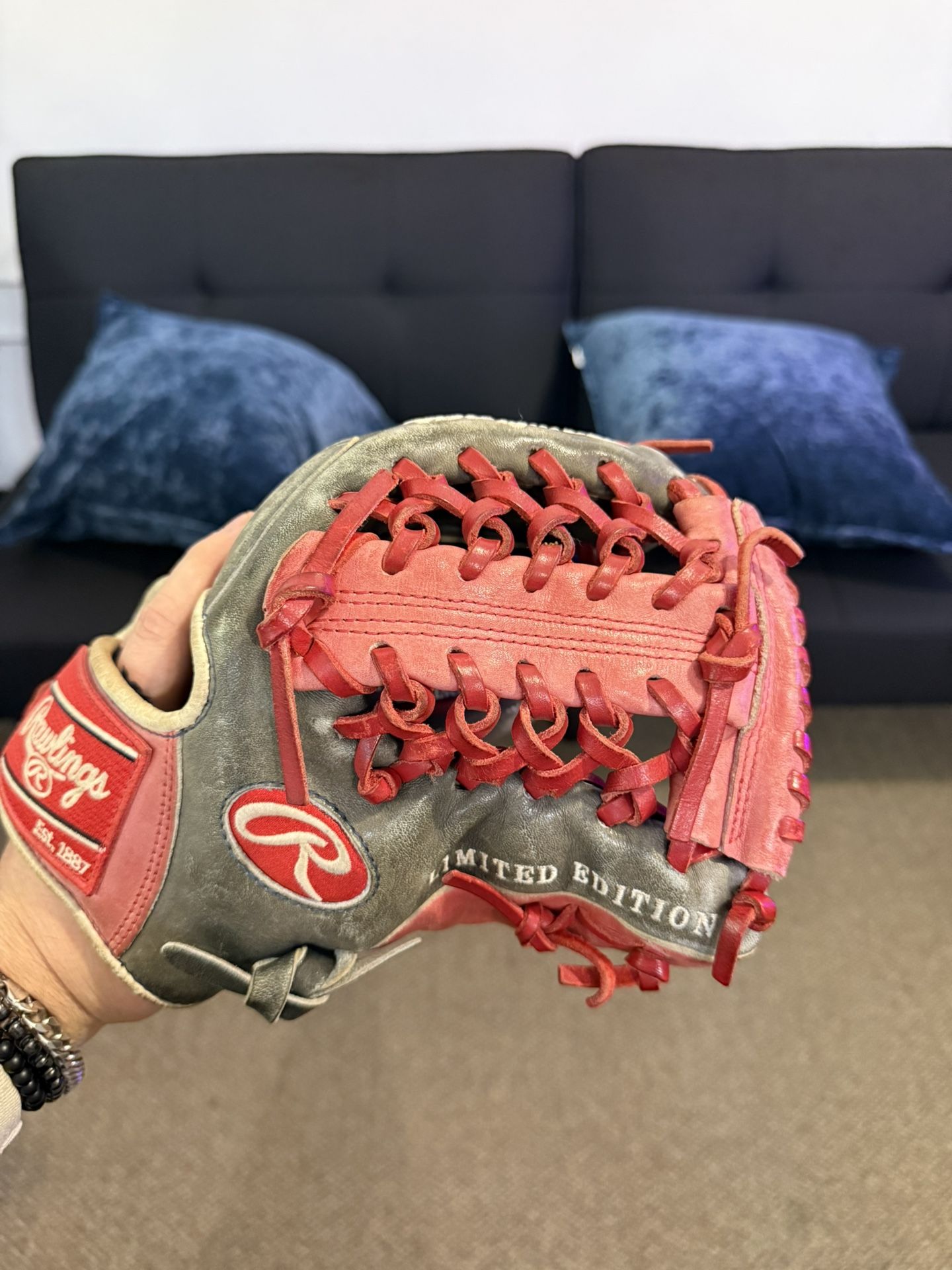 Rawlings Baseball Glove 