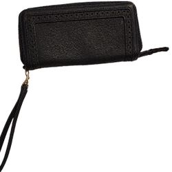Black Zipper Wallet 
