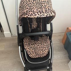 Colugo Leopard Stroller 