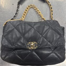 Chanel Chanel 19 Lambskin Maxi Shoulder Bag