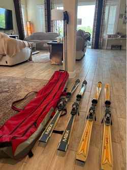 Skis equipment