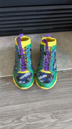 Sport Light Shoes – Like New (11” x 4”)