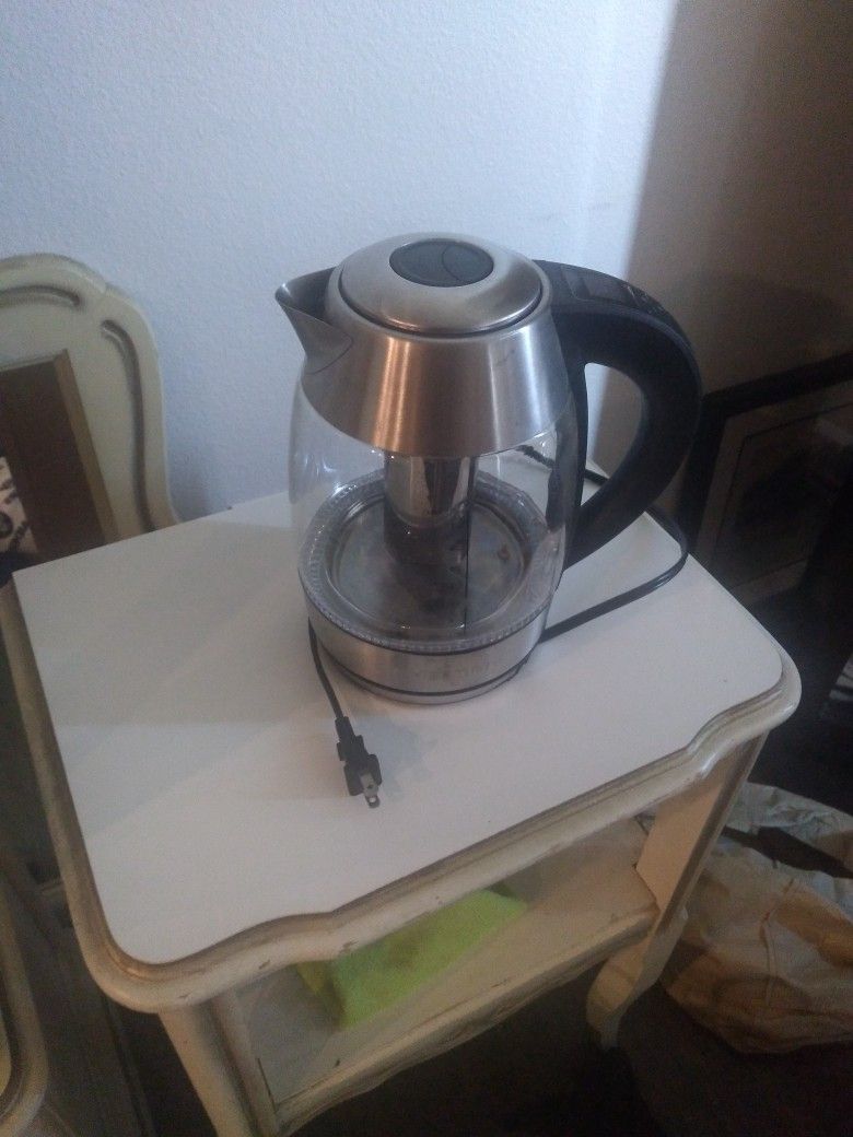 Teapot / Hotwater Pot