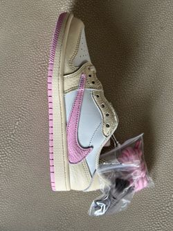 Travis Scott Shy Pink $150 Sz 2Y