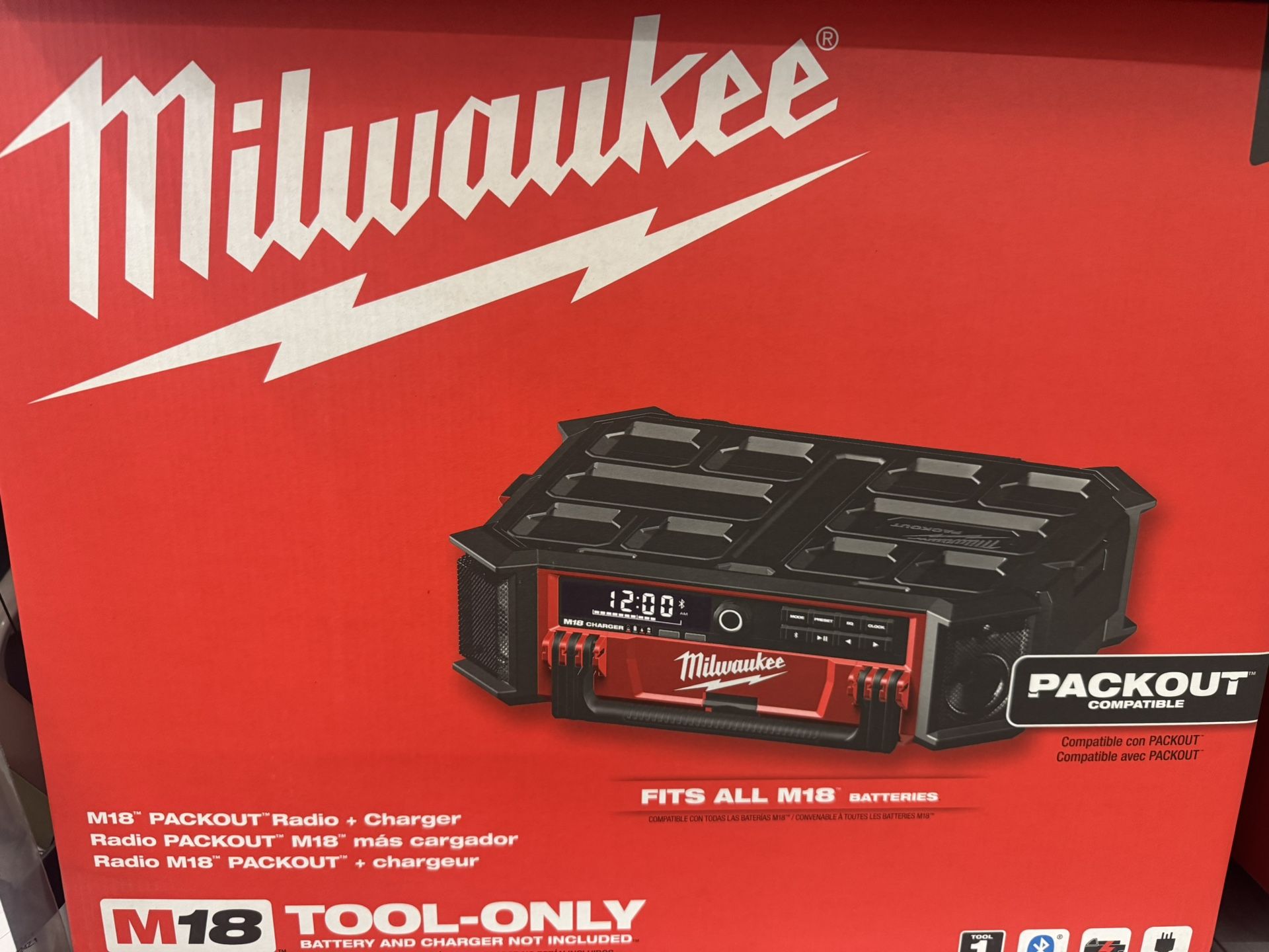 Milwaukee Packout Radio
