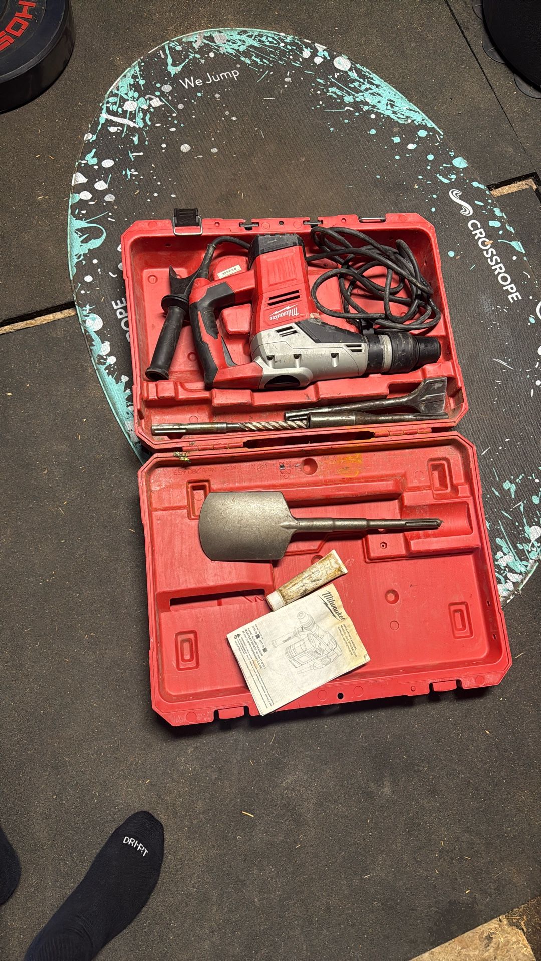 Millwakee Demo Hammer.