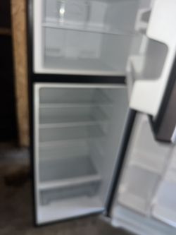 Galanz GLR12TS5F Refrigerator