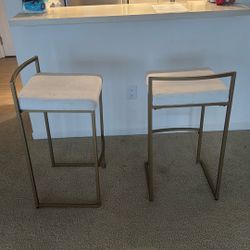 X2 Bar Stools / High Chairs 