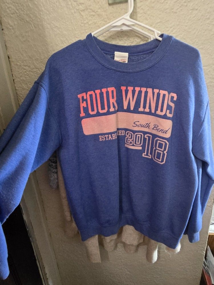 4 Women's Long Sleeve