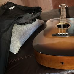 Yamaha F310 Acoustic Guitar With Carry Bag