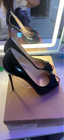 Louis Vuitton Heels Red Bottoms size 6