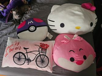 Plush pillow lot