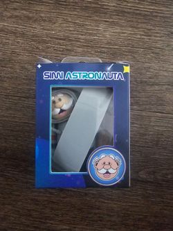 ​Brand New Dr. Simi Astronauta Keychain (Llavero Dr. Simi) - Rare Collectible