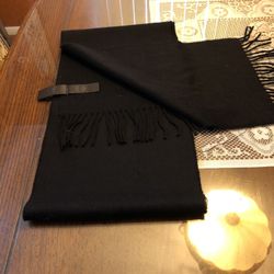 Classic Authentic For Life Coach Black Fringed Wool Part Cashmere Scarf