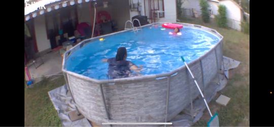 Oval pool