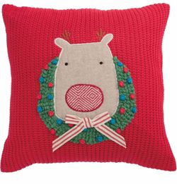 NWT Mud Pie Reindeer Christmas Pillow Cover Red Knit Wreath Applique 18x18 Holiday