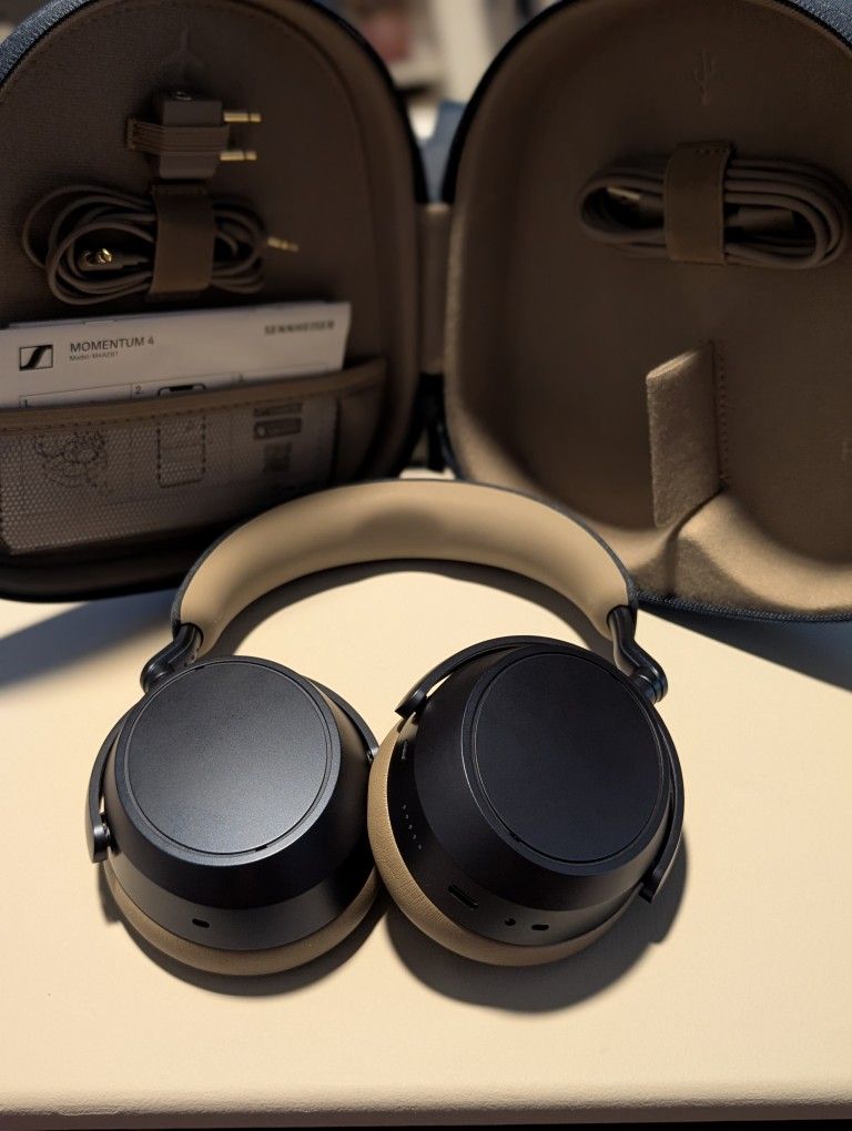 Sennheiser - Momentum 4 Headphones