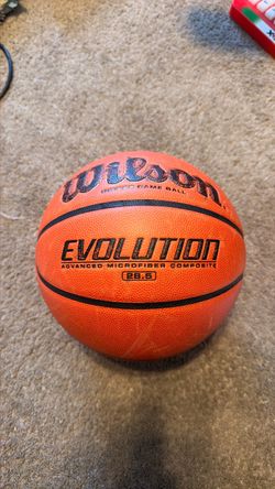 Wilson Evolution 28.5 size 6 Indoor Basketball