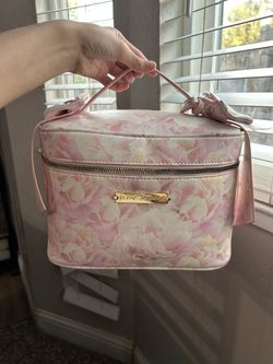 Betsey Johnson Makeup Case