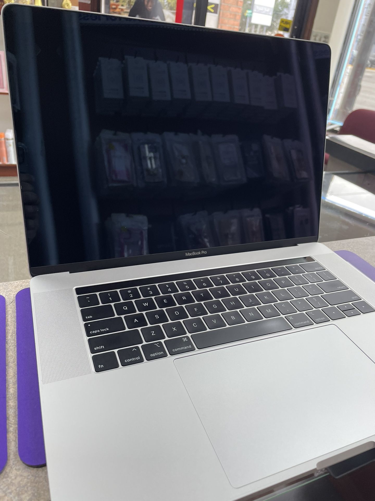 MacBook i9 