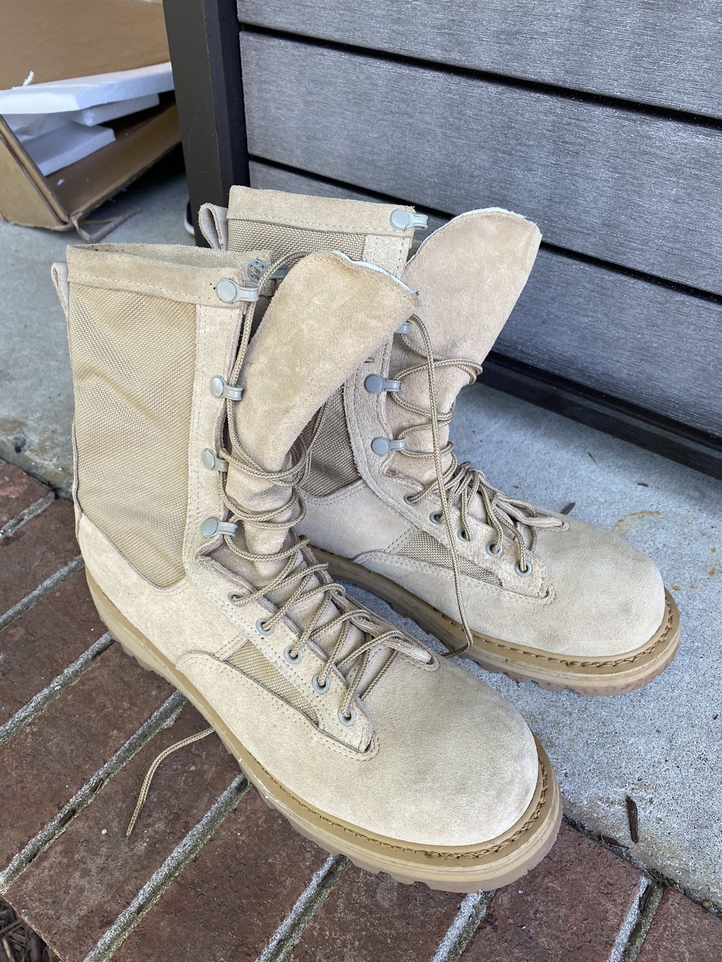 vibram gore tex size 11