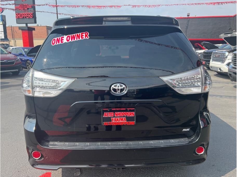 2015 Toyota Sienna