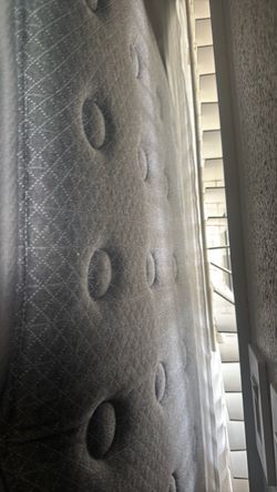 Cali king matress