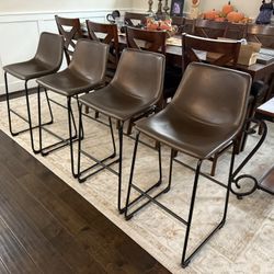 4 Bar Stools