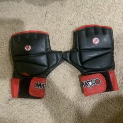 Sparing Or Punching Bag Padded Gloves By Macho 