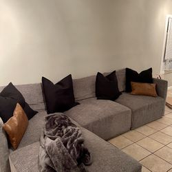 4 Piece Rio Modular Sectional w/Ottoman 