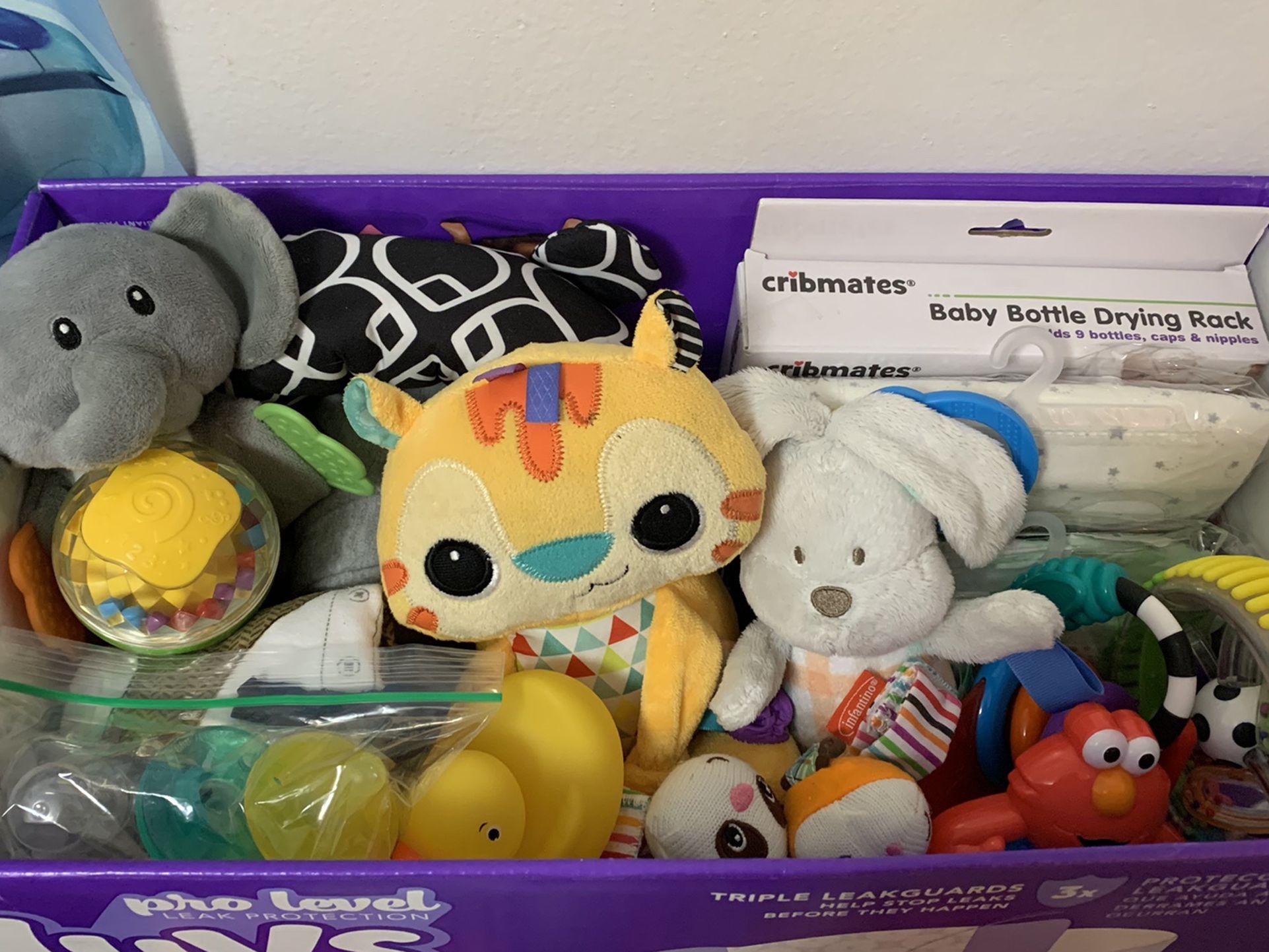 Baby Supply Box (clothes, Shoes, Toys, Etc.)