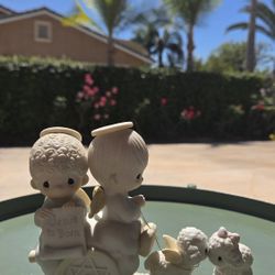 Precious Moments: Jesus Is Born 