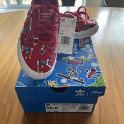 3MC C X Disney Sport Goofy Size 101/2 