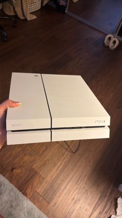 PlayStation 4 - Slim