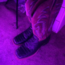 Old West Size 10 Brand New 