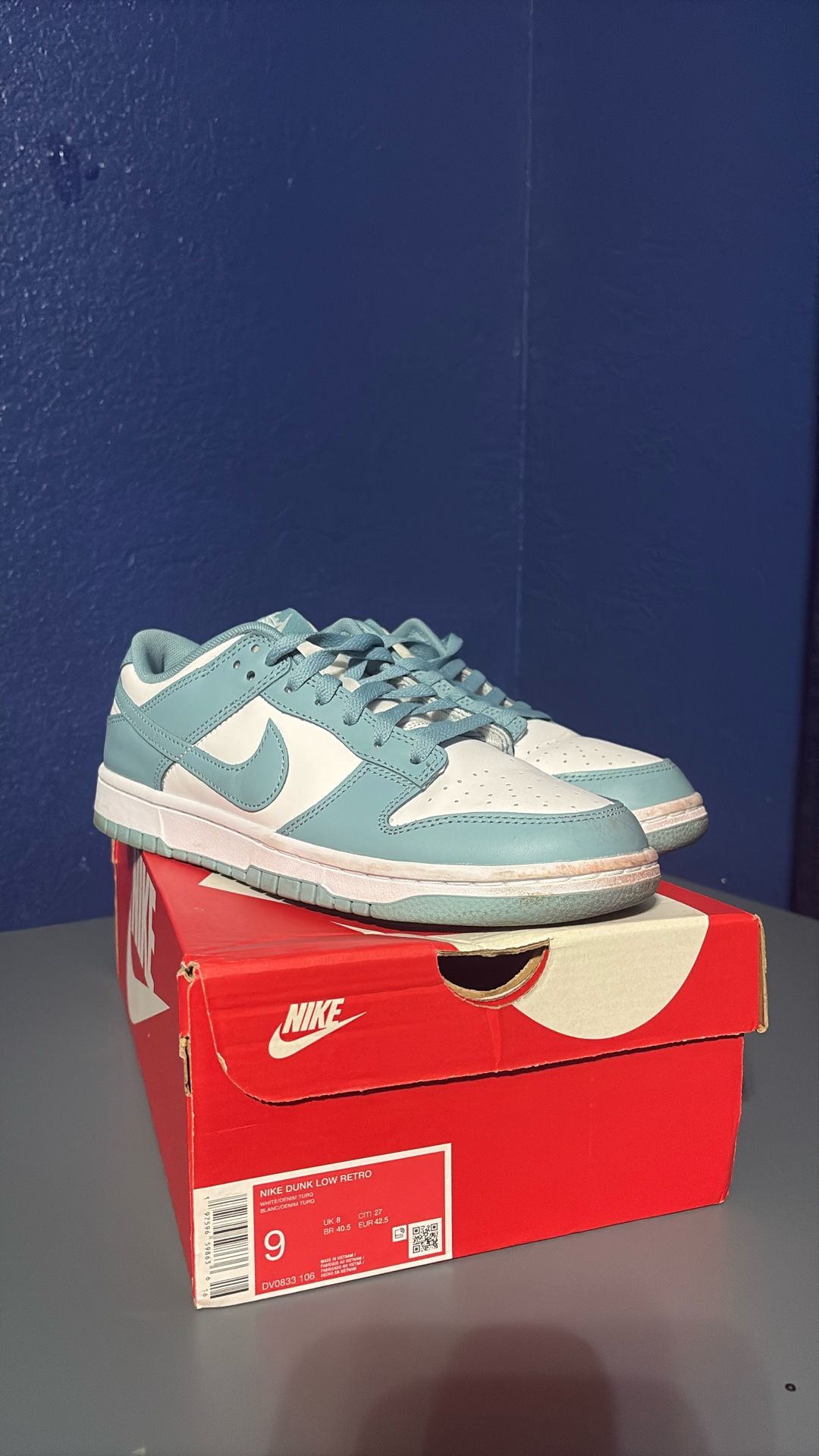 nike dunk low turq/white size 9